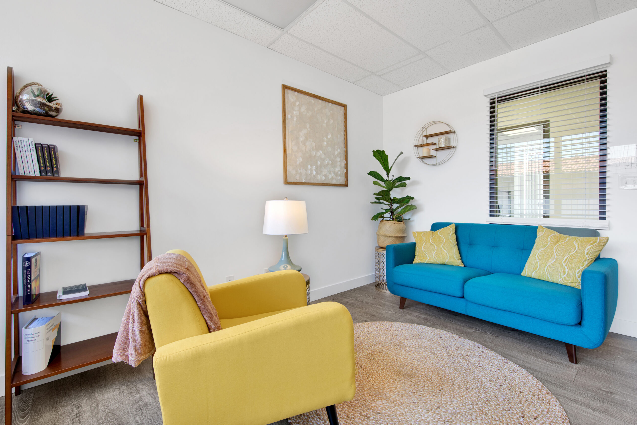 20230410-01-PeninsulaHealthCenter-017-FULL